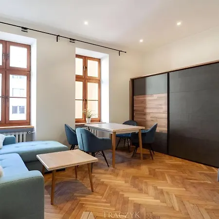 Cozy Flat In Rynek Апартаменты *